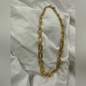 Gold chunky link necklace